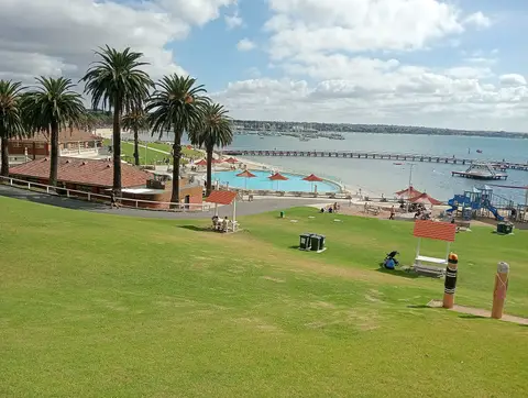 Eastern Beach Reserve