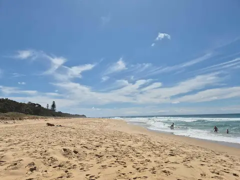 Yaroomba Beach