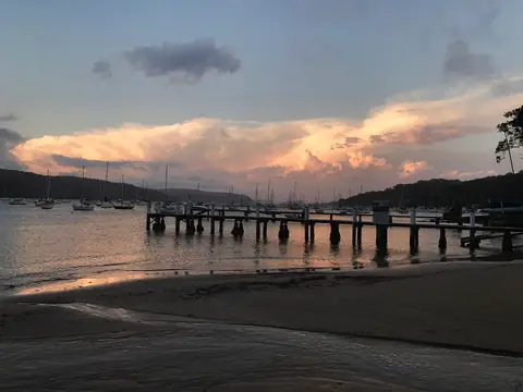 Taylors Point Baths