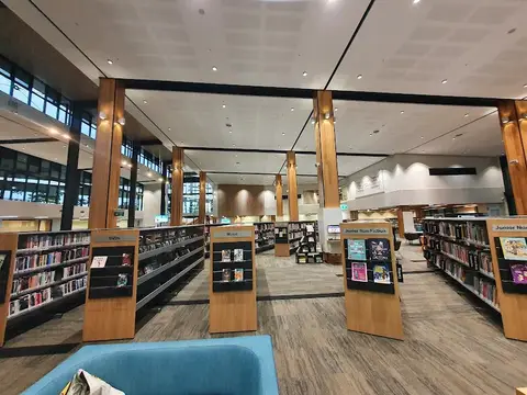 North Lakes Library