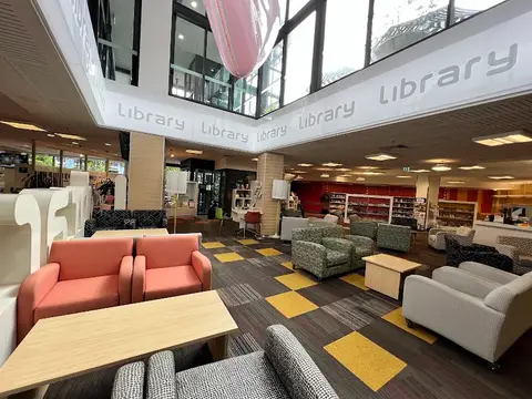 Carindale Library