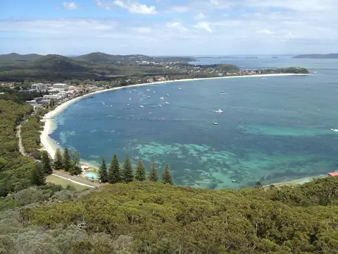 Shoal Bay Beach