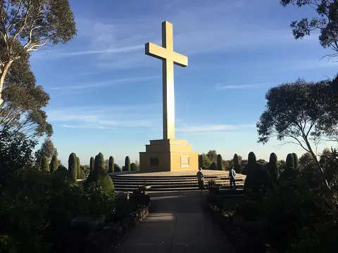Macedon Regional Park (Mount Macedon Memorial Cross)