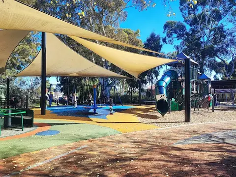 Civic Park, Modbury