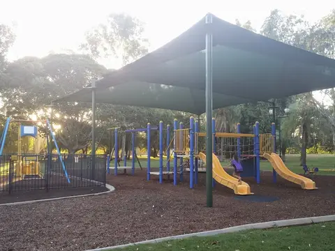 Cascade Gardens