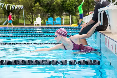 Dunlop Park Memorial Swimming Pool