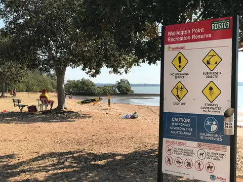 Wellington Point Recreation Reserve beach