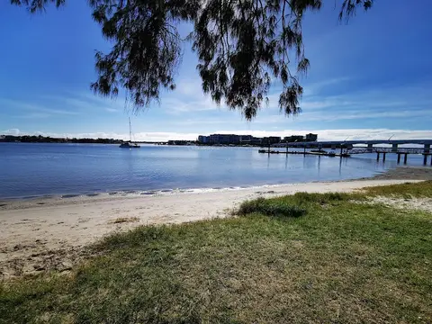 Paradise Point Parklands