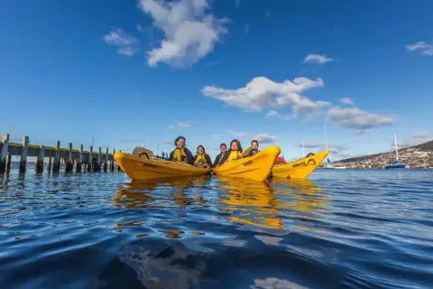 Roaring 40s Kayaking - Hobart City Kayak Tour