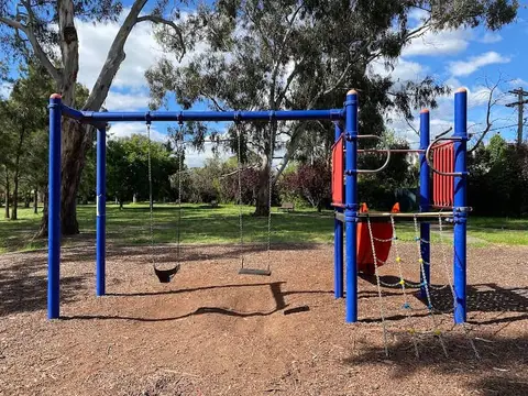 Lowanna Street Neighbourhood Playground