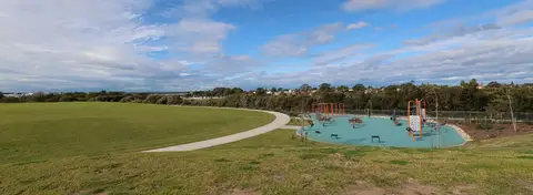 Sir Joseph Banks Park playground