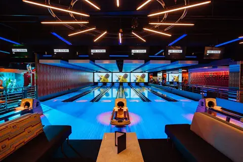 Strike Bowling Cavill