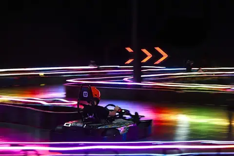 OZ EKARTS