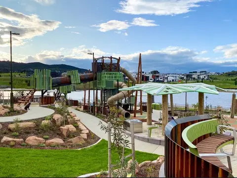 Ruth Park Playground