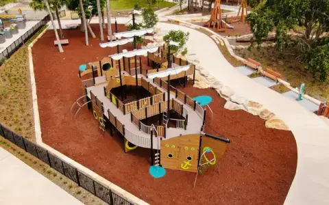 Thomas H Halton Park Playground